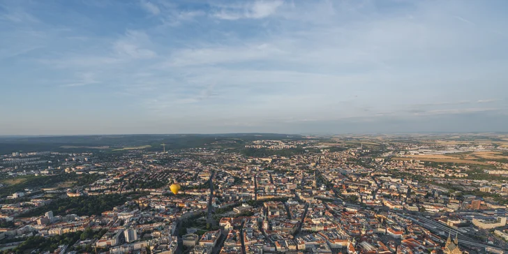 Privátní let malým horkovzdušným balonem: pro 2 až 6 osob, 2–3 hodiny