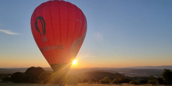 Privátní let malým horkovzdušným balonem: pro 2 až 6 osob, 2–3 hodiny
