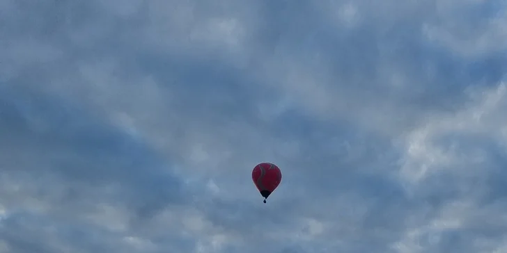 Privátní let malým horkovzdušným balonem: pro 2 až 6 osob, 2–3 hodiny