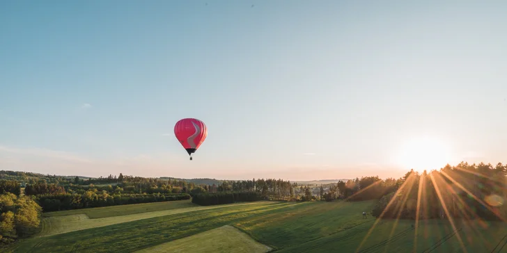Privátní let malým horkovzdušným balonem: pro 2 až 6 osob, 2–3 hodiny