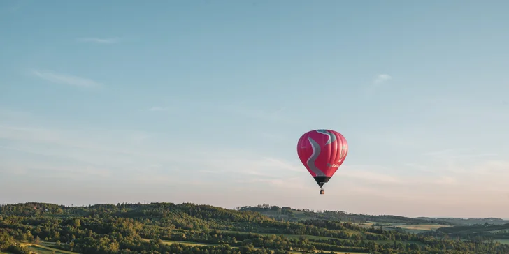 Privátní let malým horkovzdušným balonem: pro 2 až 6 osob, 2–3 hodiny