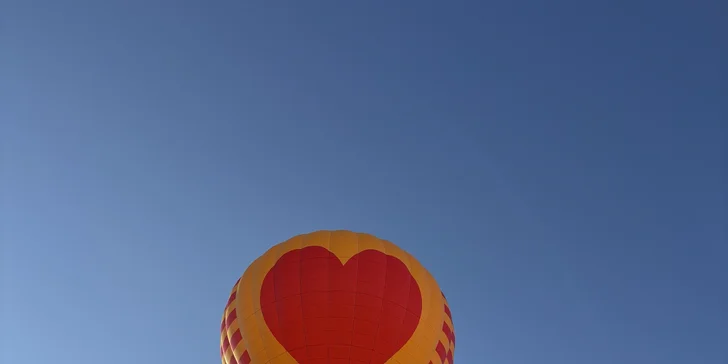 Privátní let malým horkovzdušným balonem: pro 2 až 6 osob, 2–3 hodiny