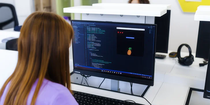 Dejte dětem náskok do života: interaktivní online kurz programování i grafiky