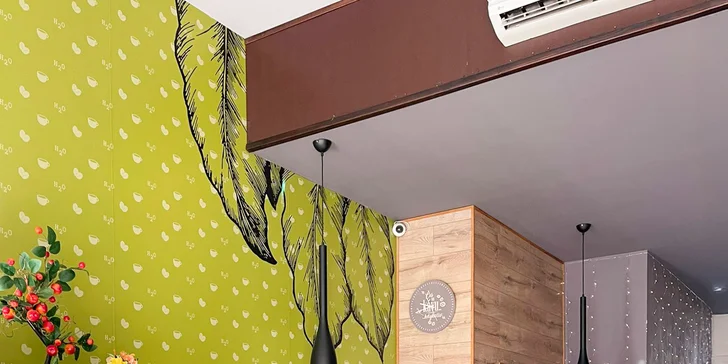 Brunch s kávou a limonádou nebo kafe s dortem pro 1 nebo 2 osoby