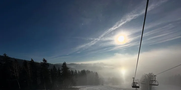 Chaty v Čisté v Krkonoších až pro 8 osob: sjezdovky, výlety a v létě bazén