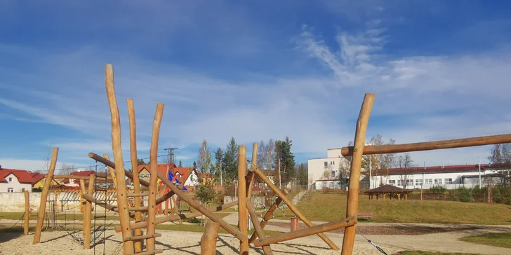 Odpočinek v klidné části Mariánských Lázní: pobyt s jídlem i wellness procedurami