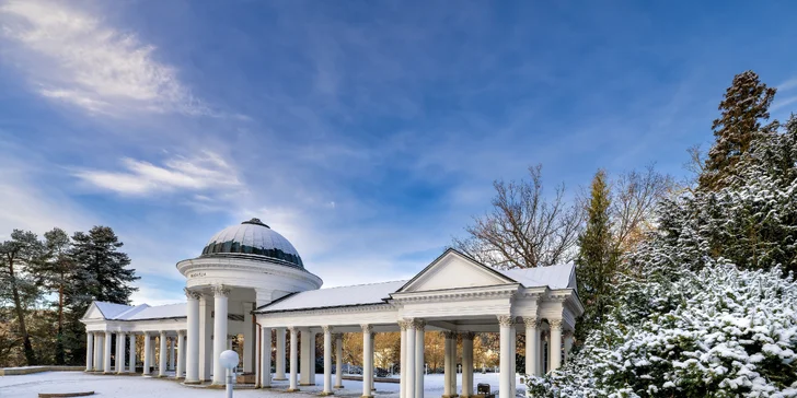 Odpočinek v klidné části Mariánských Lázní: pobyt s jídlem i wellness procedurami