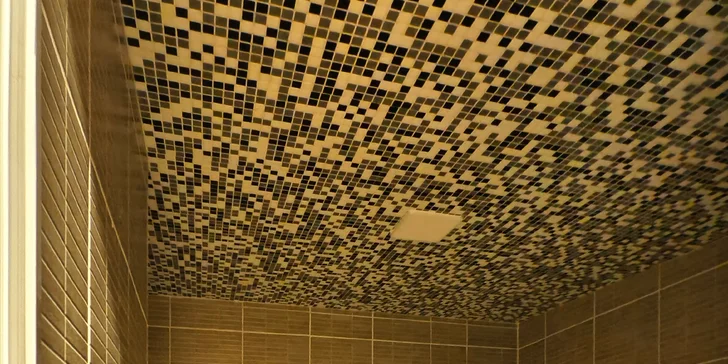 120 minut privátního wellness pro 2 osoby: sauny, vyhřívaná lehátka i lahev sektu