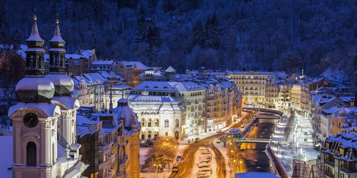 Romantika ve Varech: láhev prosecca na pokoji, možnost 3chodové večeře i snídaně do postele