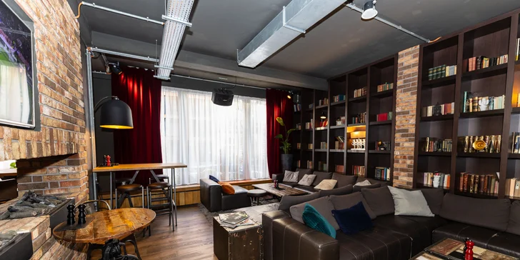 Pobyt v Praze: moderní hotel v Karlíně se snídaní, blízko metra i tramvaje