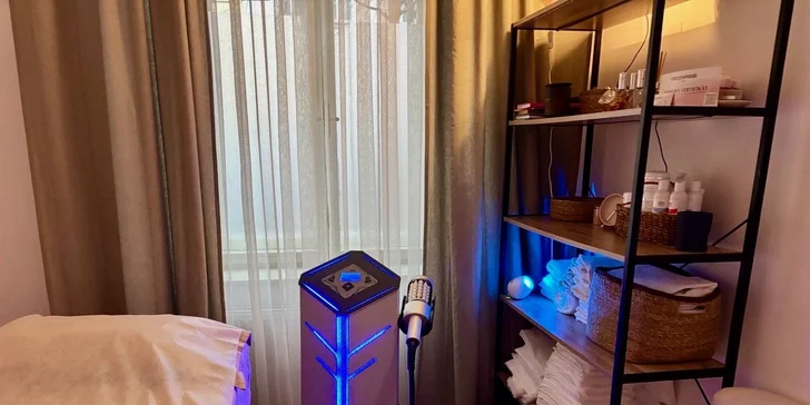 Masáž s moderním přístrojem Stratosphere: relaxace, tvarování postavy a pocit lehkosti