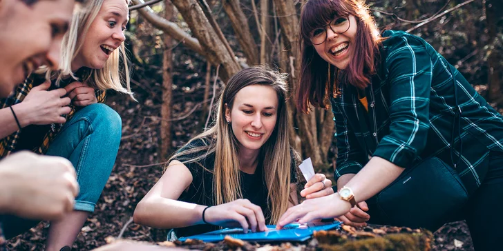 Venkovní únikové hry: vybírejte z 19 únikovek v různých městech po celé ČR