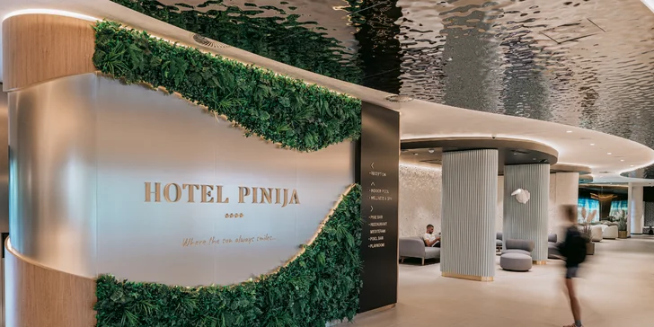 4* hotel v Petrčane u Zadaru: hned u pláže, se snídaní či polopenzí a neomezeným wellness