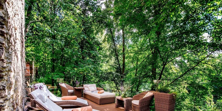 Luxusní adults only zámek s neomezeným vstupem do Spa by L'Occitane a snídaní či polopenzí