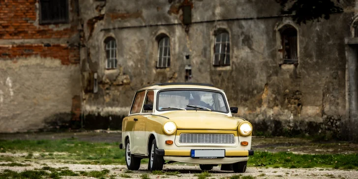 Zpátky do historie: půjčení Trabanta v Písku na 3 hod. a model Trabanta na památku