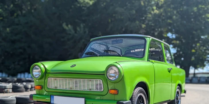 Zpátky do historie: půjčení Trabanta v Písku na 3 hod. a model Trabanta na památku