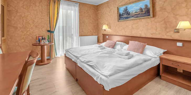 Odpočinek v klidné části Mariánských Lázní: pobyt s jídlem i wellness procedurami