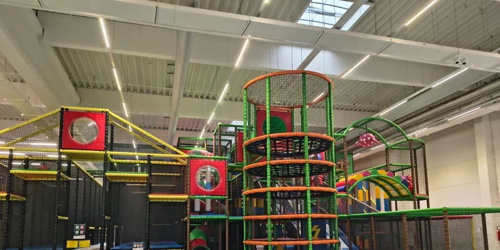 Radost a zábava za každého počasí: vstupy do zábavního parku Toboga Opava pro děti i dospělé