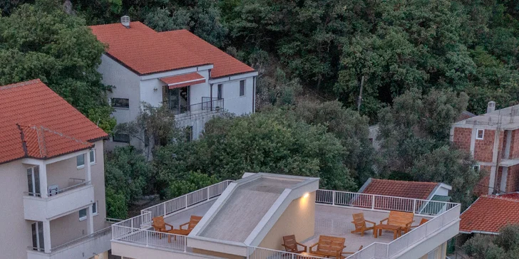 Krásné apartmány v Petrovaci, 200 metrů od pláže a střešní terasa s výhledem