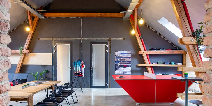 Bílovice: netradiční ubytování v mezonetovém apartmánu na Poli designu