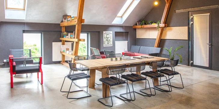 Bílovice: netradiční ubytování v mezonetovém apartmánu na Poli designu