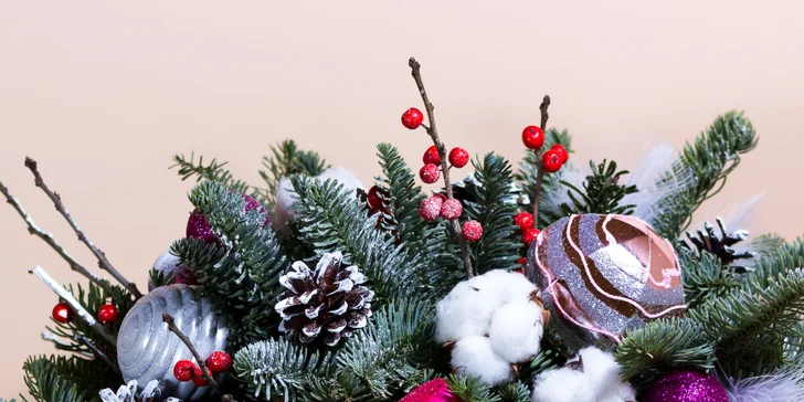 Workshop výroby vánočního květinového boxu nebo svícnu v Brně či Ostravě