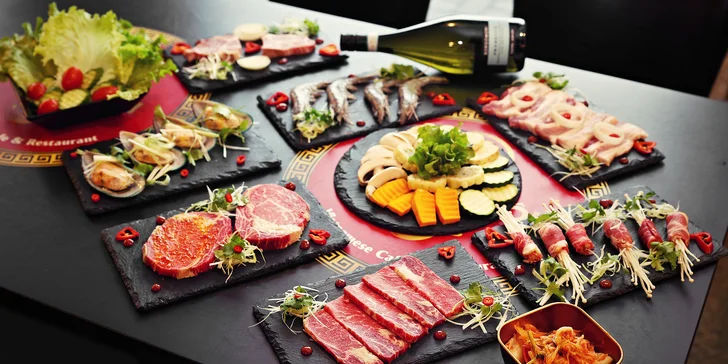 Chuť Hanoje v Praze: Tradiční vietnamský Hot Pot plný masa, mořských plodů a exotiky