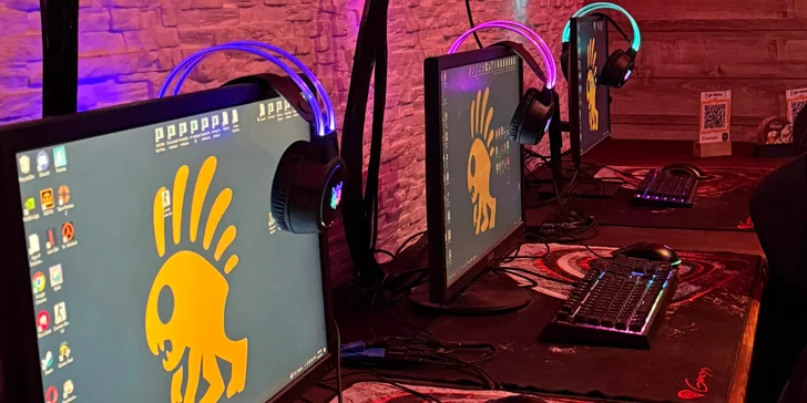 Herní doupě v Hradci: počítačové hry, popcorn a nápoje dle výběru až pro 5 osob