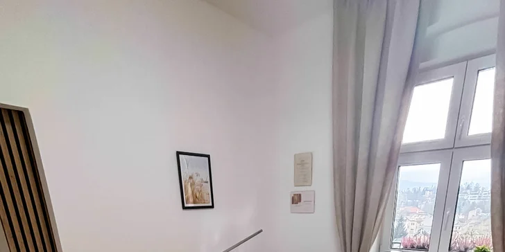 Masáž dle výběru a parafínový zábal: uvolnění zad a šíje nebo reflexní terapie chodidel