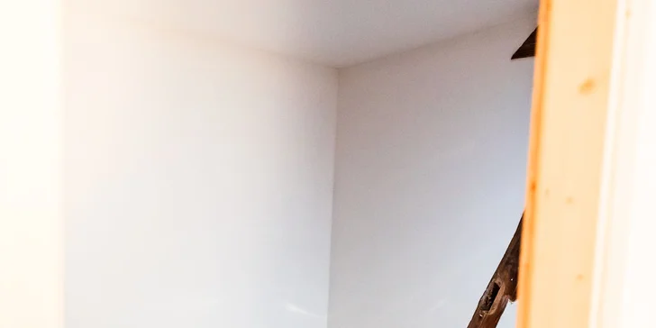 Romantika v Jizerkách: krásné ubytování ve stodole s možností snídaní, výhledy do krajiny