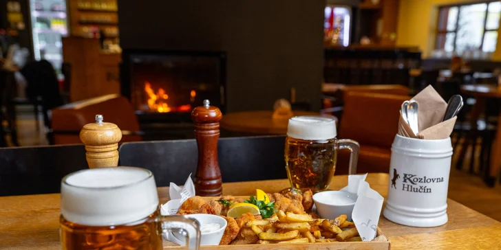 Miniřízečky z krkovice a kuřecího prsa s hranolky i dvě velká piva v Kozlovně Hlučín