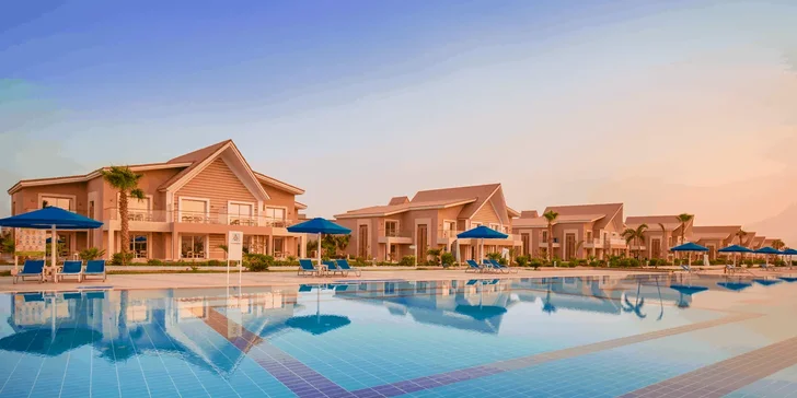 Egypt all inclusive vč. letenky: hotel Pickalbatros - Albatros Sea World Marsa Alam***** s aquaparkem