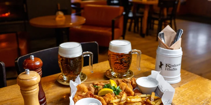 Miniřízečky z krkovice a kuřecího prsa s hranolky i dvě velká piva v Kozlovně Hlučín