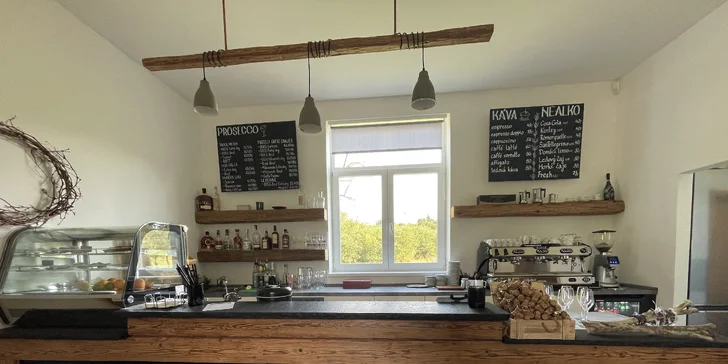 Otevřený voucher do kavárny s prosecco barem a italskými delikatesami u řeky Úslavy