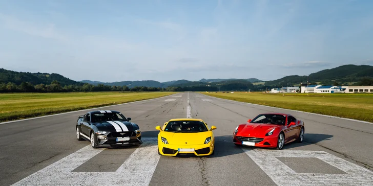 Jízdy v supersportech na závodním okruhu: 1 až 4 kola a na výběr 4 auta