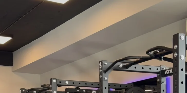 Darujte zdraví a kondici: program První krok s analýzou těla, trenérem i cvičením