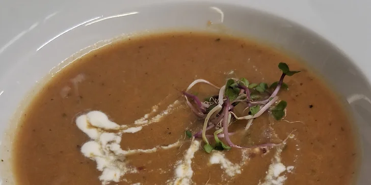 5chod. degustační menu pro dva: tatarák, šafránové risotto i čokoládový fondant