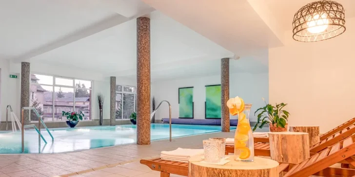Pobyt v moderním hotelu v polských Krkonoších: snídaně či polopenze a neomezený wellness