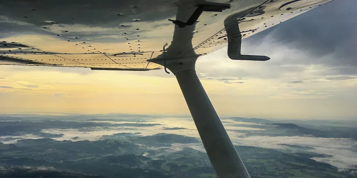 20min. vyhlídkový let v Cessně 172R nad Libercem a okolím pro 1 osobu