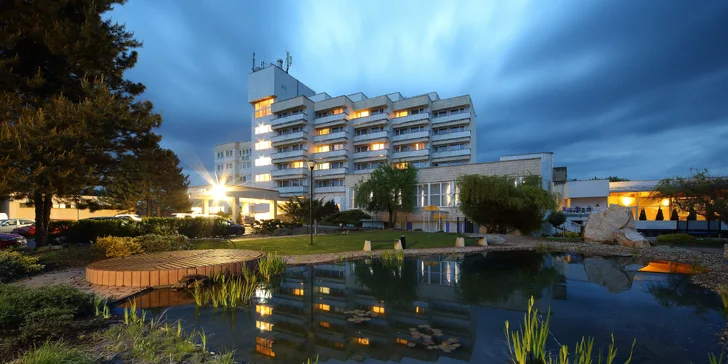 Jedinečný hotel Hviezda*** s bazénem, wellness a procedurami