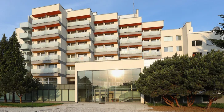 Jedinečný hotel Hviezda*** s bazénem, wellness a procedurami