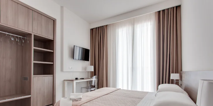 Ravenna: hotel u pláže, bazén i strava dle výběru od snídaní až po plnou penzi