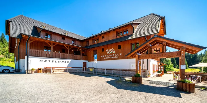 Šumavská Modrava: vybavené apartmány pro dva či rodinu, vč. polopenze i privátního wellness