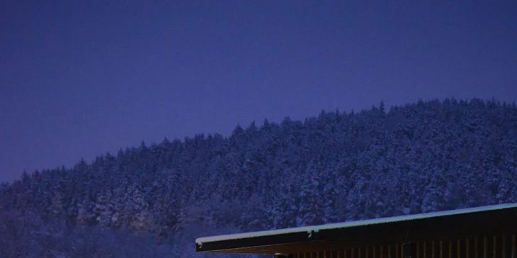 5* hotel a krásné vilky v polských Krkonoších: snídaně nebo polopenze i vstup do wellness s termální vodou