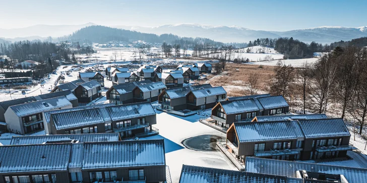 5* hotel a krásné vilky v polských Krkonoších: snídaně nebo polopenze i vstup do wellness s termální vodou