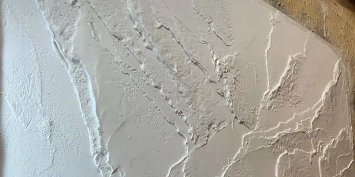 Skupinový kurz výroby strukturovaného obrazu ze stěrky a plátkového zlata