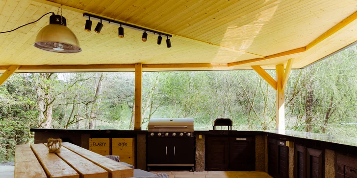 Relax ve Svojanově: tiny house Malý gurmán, vč. finské sauny a možnosti snídaně