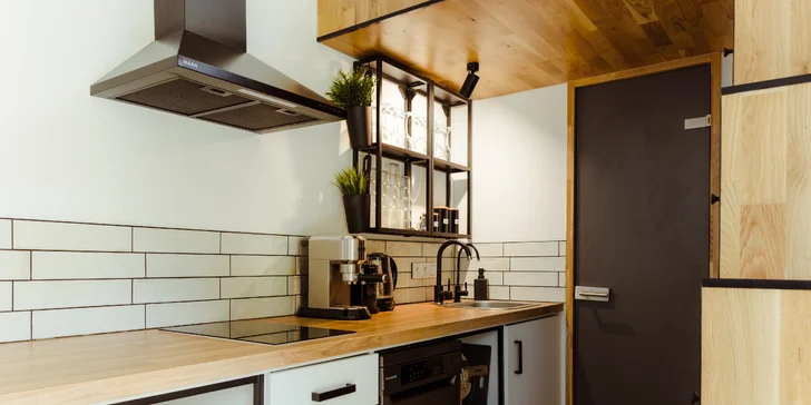 Relax ve Svojanově: tiny house Malý gurmán, vč. finské sauny a možnosti snídaně