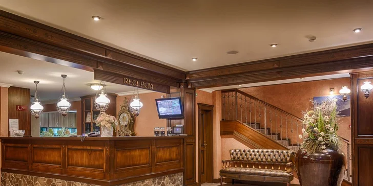 Wellness pobyt uprostřed tatranských lesů na Štrbském Plese: vodní a saunový svět i masáže