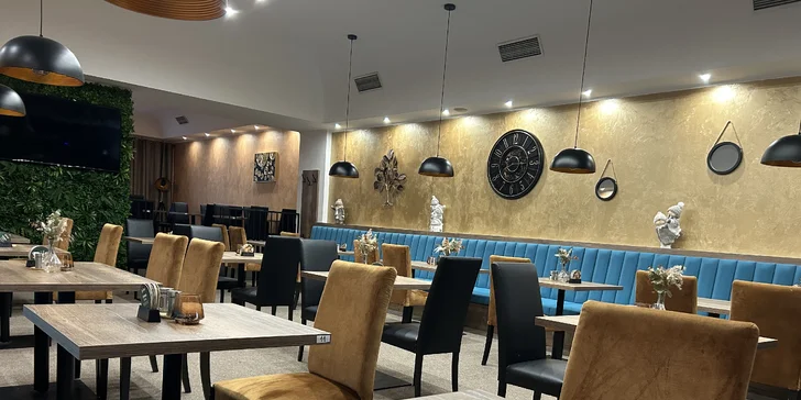 Pobyt v centru Chomutova: historický hotel se snídaní nebo polopenzí